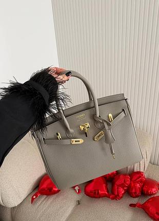 Сіра сумка жіноча з якісною фурнітурою