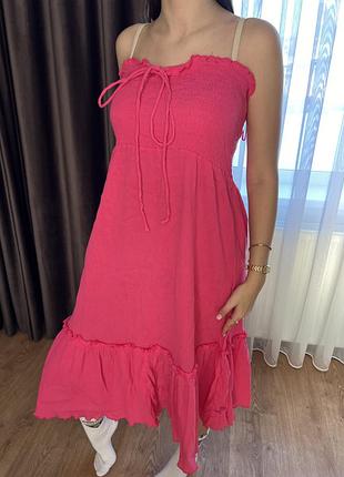 Сукня рожева