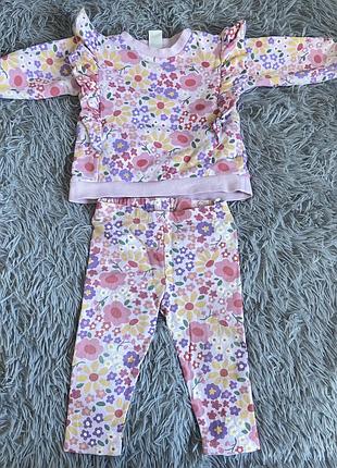 Костюмчик 74 розміру(6-9)