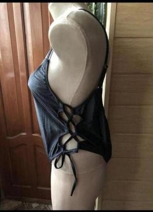 Суцільний купальник