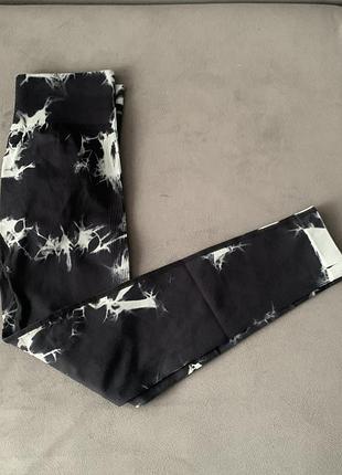 Лосини з пушап ефектом