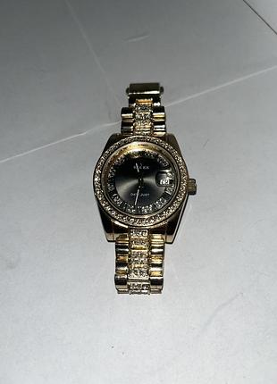 Годинник ролекси з золотим корпусом