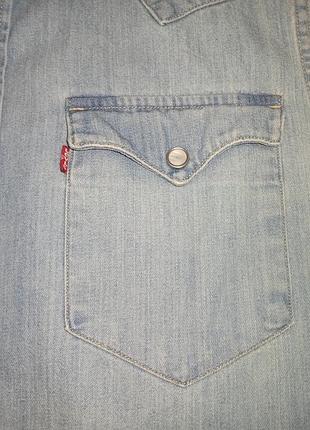 Сорочка джинсова levi's.       . 2