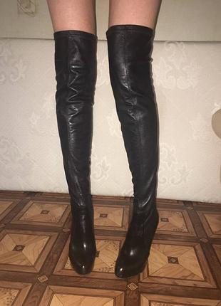 Продам скпер гарні італійські шкіряні ботфорти