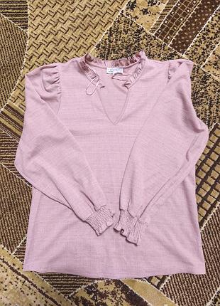 Жіноча блузка