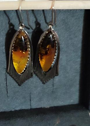 Сережки-підвіски з бурштином вінтажні