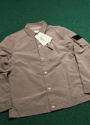 Оврешот calvin klein jeans