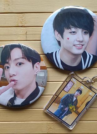 Набор чонгук бтс jungkook bts значок брелок 23323