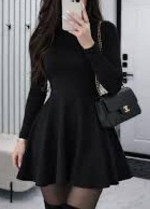 Платье в рубчик