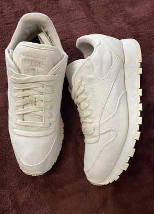 Фірмові кросівкиreebok reegrow