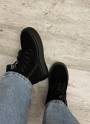 Новые зимние замшевые ботинки 41 р