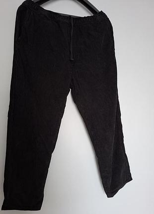 Черные вельветовые брюки