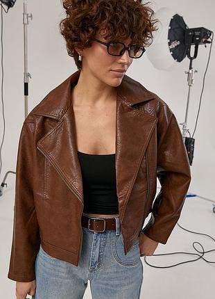 Коротка куртка-косуха зі шкірозамінника