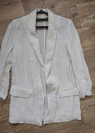 Пиджак, женский,жакет,zara 
размер xs, ткань "жатка",молочный цвет