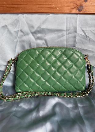 Шкіряна сумка яскраво зеленого кольору, нова та дуже зручна