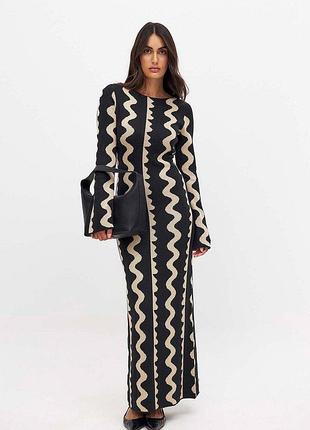 Довге плаття вʼязане