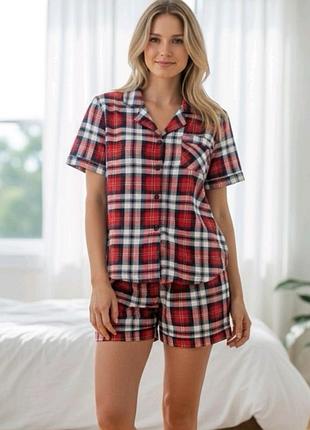 Піжама клітинка шорти футболка на гудзиках в англійському стилі червона синя біла