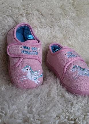 Капці для дівчинки єдиноріг.