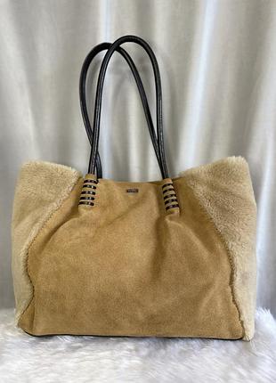 Оригінальна сумка бренду ugg