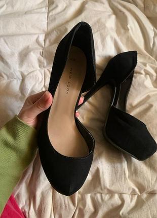 Туфлі замшеві