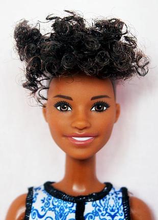 Кукла барби модница fashionistas 128