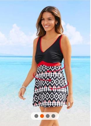 Суцільни купальник-плаття 52-54 размер с утяжкой платье слитный