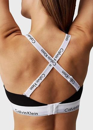 Жіночий чорний бюстгальтер lght lined bralette calvin klein з мʼякою чашкою , оригінал