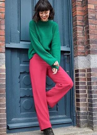 Стильный женский свитер