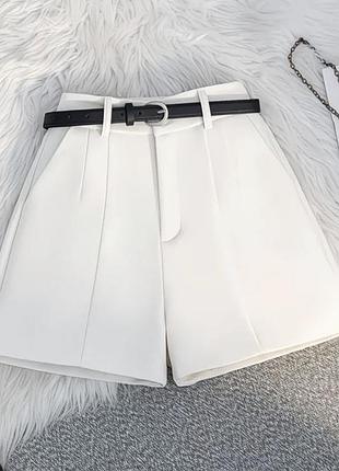 Шорты женские