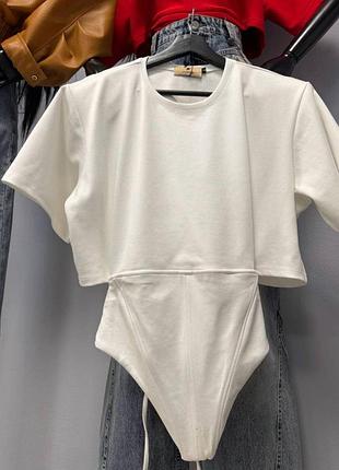 Футболка з корсетом тренд