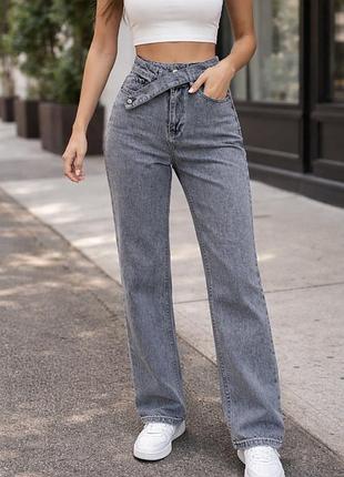 Джинсы стильные