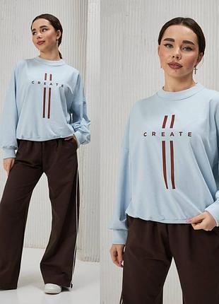 Красивий костюм для дівчат