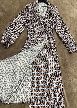 Сукня на запах