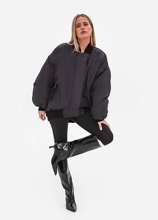 Дутый бомбер оверсайз с драпировкой куртка