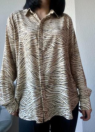 Бежева сорочка в принт, р-р xl