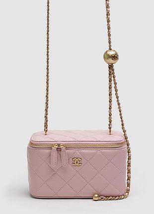 Сумка шанель classic powder lambskin pearl crush vanity bag gold