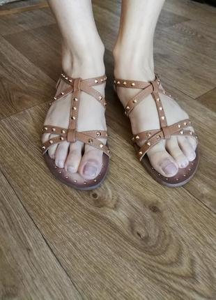 Босоножки женские 38р.