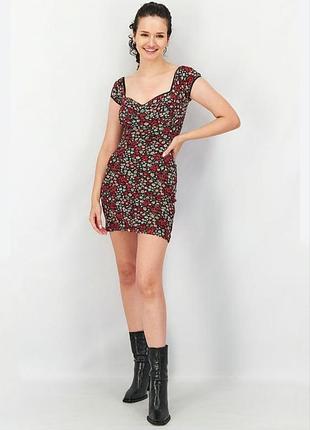 Сукня коротка
