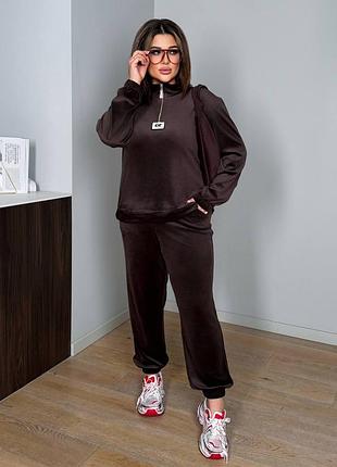 Женский велюровый костюм до 64 размера
