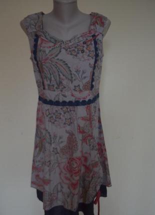 Красиве котоновое сукні з мереживом 100% бавовна