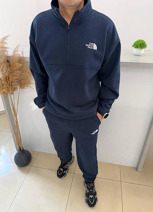 Теплый костюм спортивный