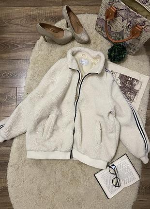 Білий бомбер з екохутра