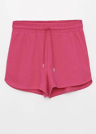 Стильні малинові шорти, s