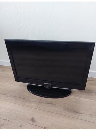 Телевізор 26" samsung+ t2 тюнер т2 антена в чудовому стані висилаю