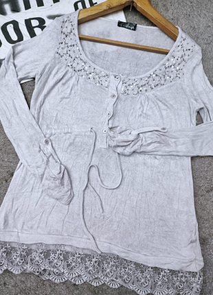 Нежная стрейчевая кофточка