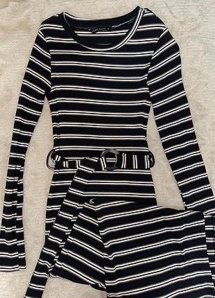 Трикотажна сукня міді lcw casual у смужку з поясом та розрізом xs