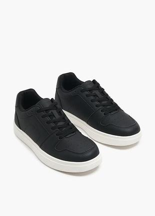Чорні базові кеди / кросівки у стилі minimal | унісекс | нові | 41–46