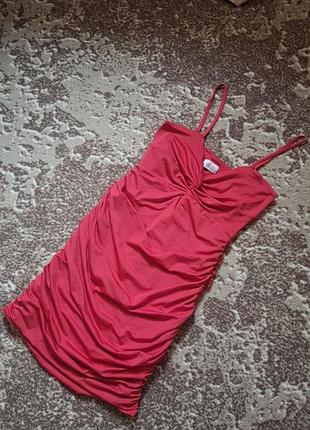 Сукня, малинового кольору, від oh polly