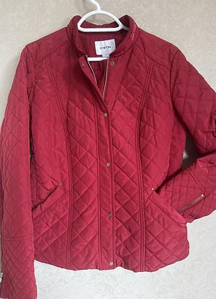 Курточка жіноча