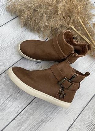 Кеды высокие, ботинки, хайтопы на девочку 32 размер ( по стельке 20 см), состояние отличное